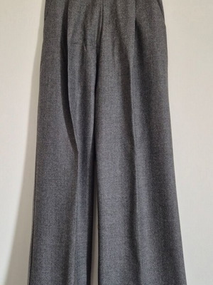 Karavan pants gray 100% wool like new, size S