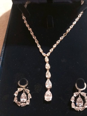 Vintage jewelry set Galerie Tsangarakis like new
