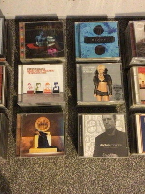 CD дискове употребявани, 119 броя, рок, поп, 80-те, 90-те, 00-те, диско, инди, R&B