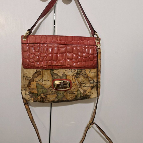 Alviero Martini 1a Classe crossbody bag like new, beige and red