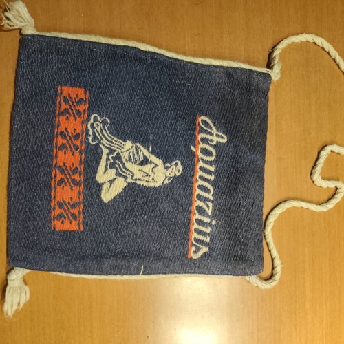 Wool shoulder bag like new with Aquarius zodiac sign, 28x35