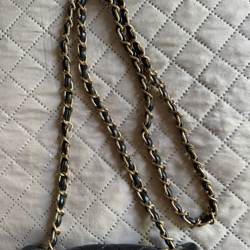 Verde crossbody bag used, small black with chain strap