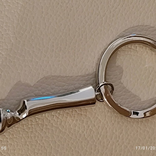 Burberry silver metal key chain with horse hoof new