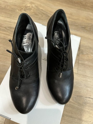 Esthissis leather shoes black size 38