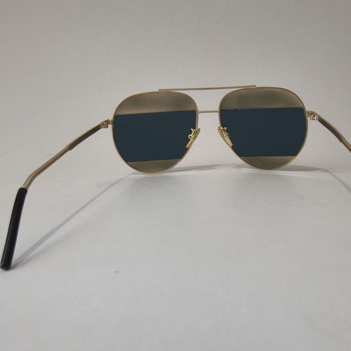 Unisex sunglasses new, gold color with split lens design