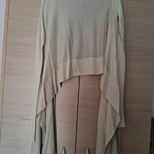 BCBG Max Azria silk and cashmere light cream jacket like new