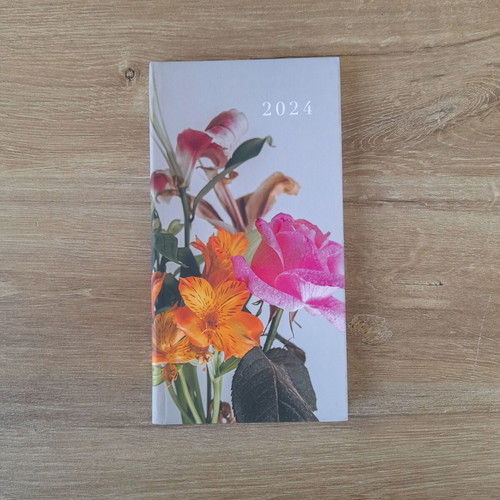 2024 Weekly Diary new for Notes