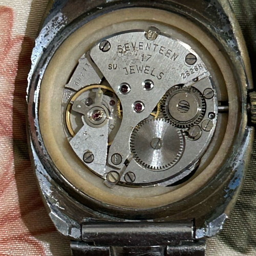 Chaika mechanical wind-up Soviet watch used, silver