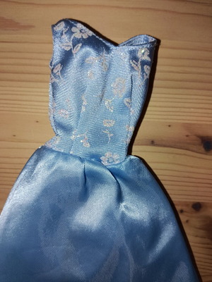 Barbie Snow White 01 dress