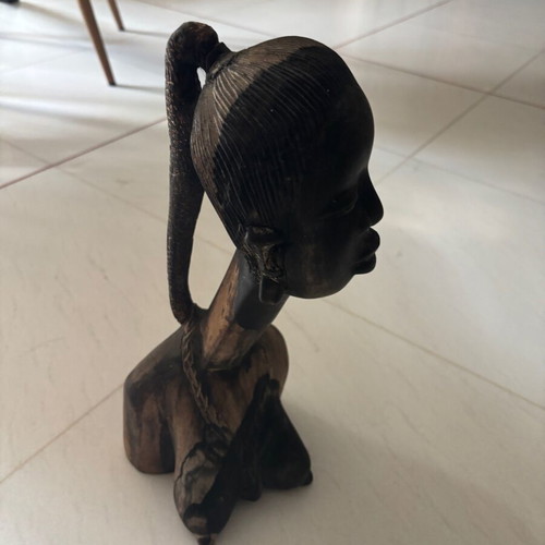 Wooden African sculpture used from Nigeria, handmade ebony
