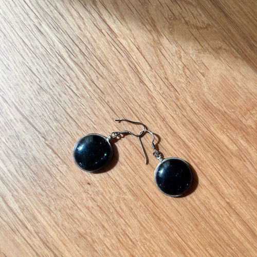 Earrings used, small cute, black round