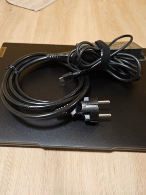 Lenovo Thinkpad E14 Gen 6 μεταχειρισμένος φορητός υπολογιστής με 16GB RAM και 256GB SSD