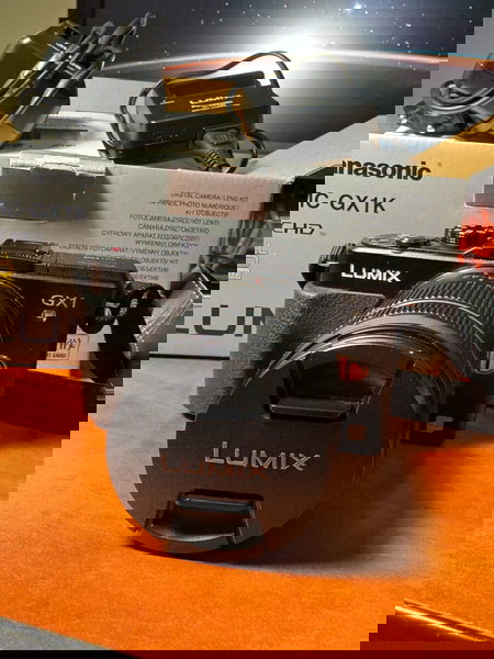 Panasonic Lumix GX-1 και Lumix G vario 14-42