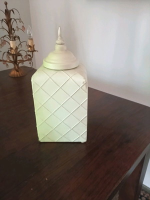 Large decorative metal box like new