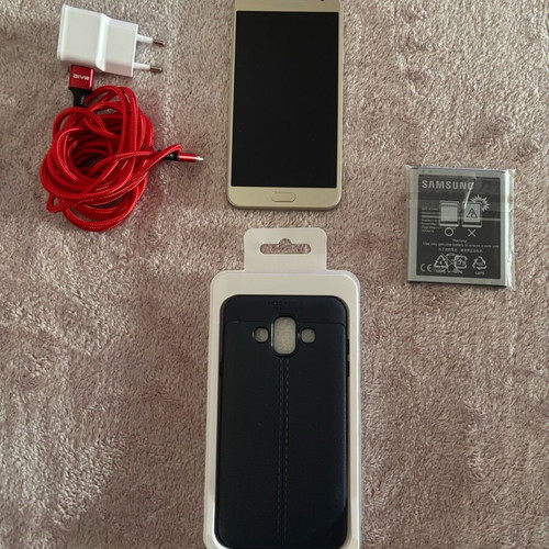 Samsung Galaxy J7 Dual Sim new with extra battery, case and charger