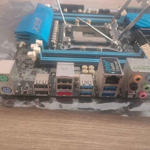 CPU i7-5820K with ASRock X99 Extreme4 motherboard and Arctic 240 AIO cooler used