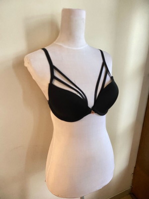 Urban Dusk Intimates strap bra black new size 32D