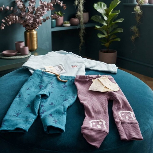Premaman baby set with 2 organic cotton pants and blue cotton shirt, 6 months