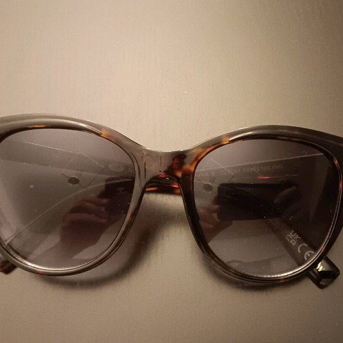 Nine West sunglasses used, brown