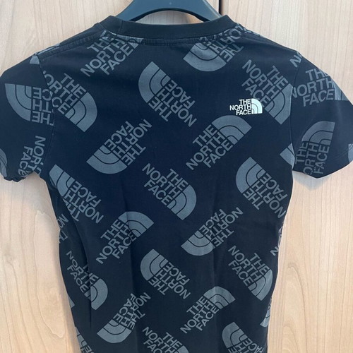 The North Face kids T-shirt size S like new