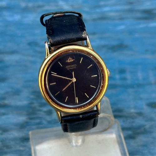 Seiko 5Y31-6030 quartz women's watch vintage used, black dial