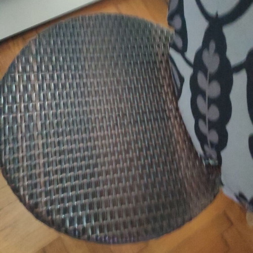 Mexil outdoor chair like new with durable gray and purple cushions
