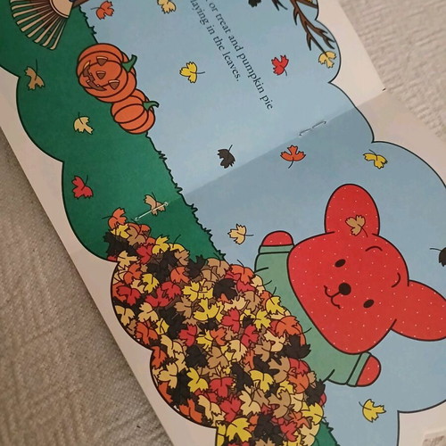 English books like new, set of 3 for children
