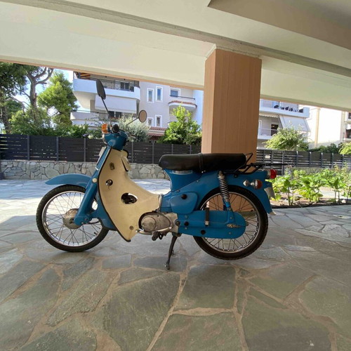 Honda C50 moped used, 50cc, semi-automatic, blue