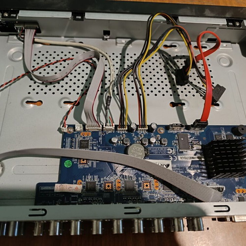 TD-2716TE-C recorder used, 16 video channels, locked