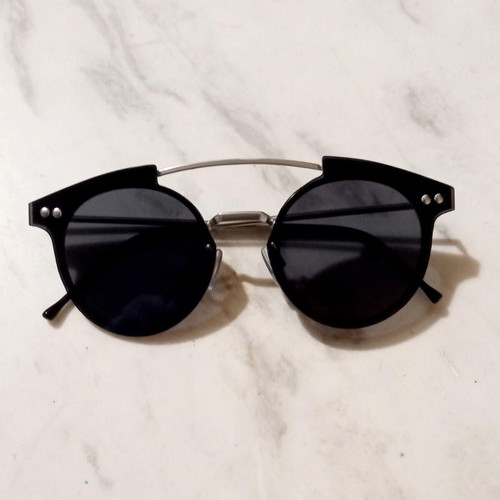Spitfire round black sunglasses like new