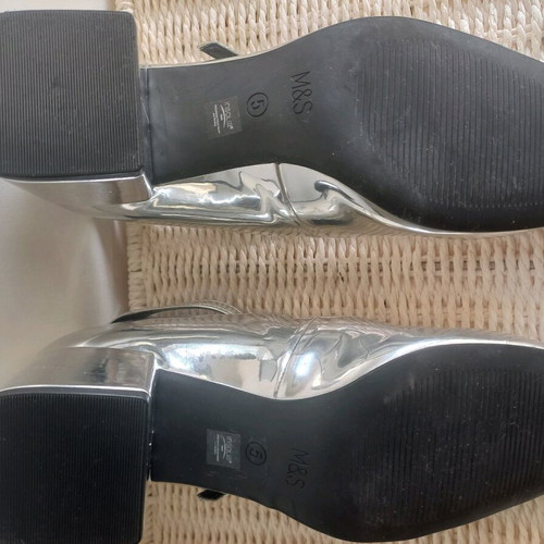 Heels MARKS & SPENCER