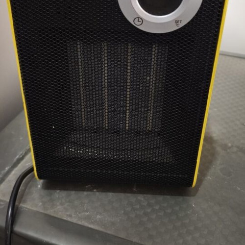 Bathroom fan heater 1800w like new