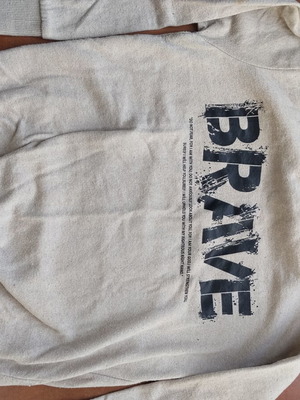 Sweatshirt used for 11-year-old boy, beige