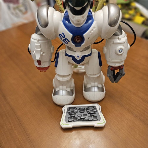 Future Robot 26 remote control robot used with wireless controller