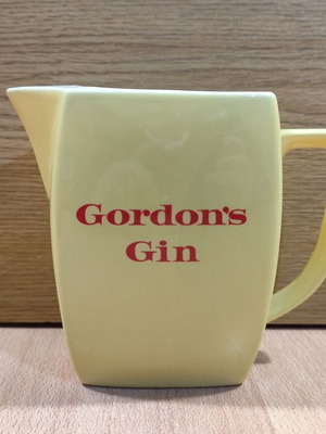 Gordon's Dry Gin παλιά διαφημιστική κεραμική κανάτα σαν καινούργιο