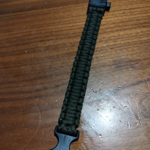 Survival bracelet new, designed for outdoor activities