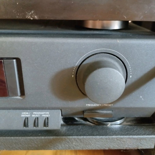Philips 900 Series Synthesized Stereo Tuner FT-920 used