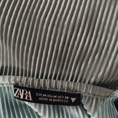 Μπλούζα με βολάν Zara μεταχειρισμένη, τιρκουάζ, μέγεθος M