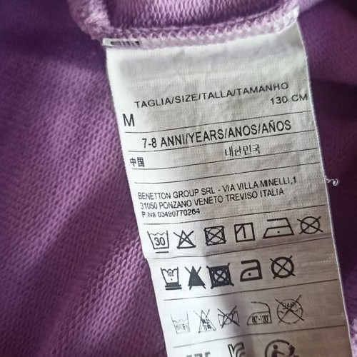 Benetton girls' sweatshirt used, size 130 for 7-8 years old