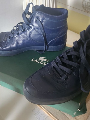 Lacoste blue leather basketball-style shoes like new, size 42