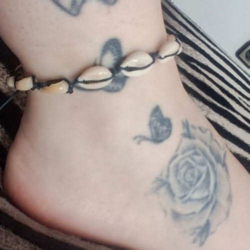 Handmade anklet with shells white and blue, made to order