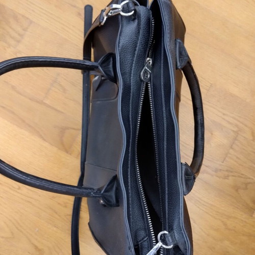 Stradivarius shoulder bag used, black with zipper