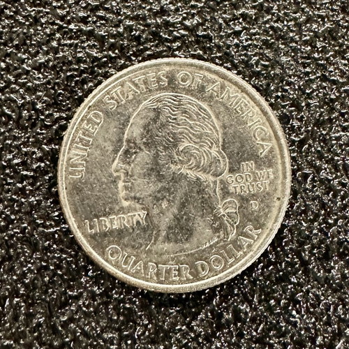 Collectible Quarter Dollar Coin like new from USA Denver Mint