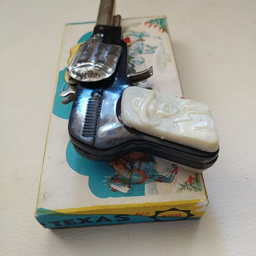 Marvel Texas Vintage Toy Pistol like new with original box