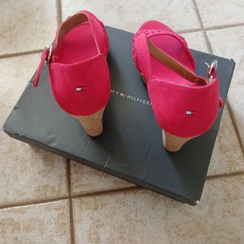 Tommy Hilfiger women's platforms new, red with cork