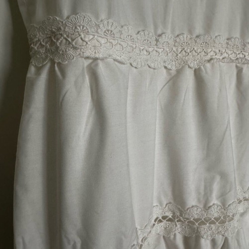 White vintage dress used with lace details size M