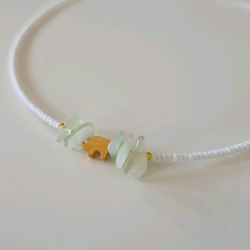 Handmade necklace new with white and green beads adjustable size