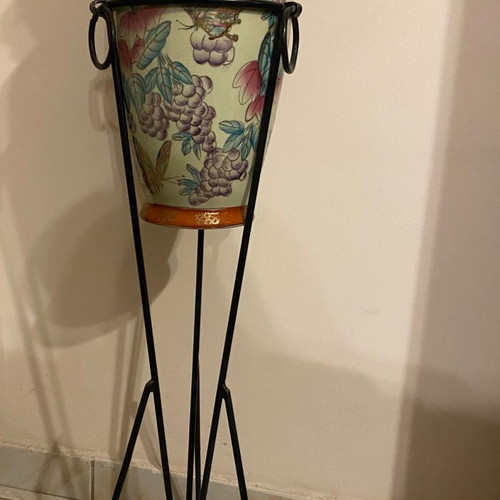 Chinese vase 37 cm hand-painted like new