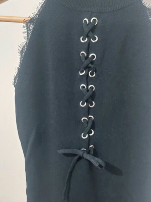 Black dress like new, knee-length