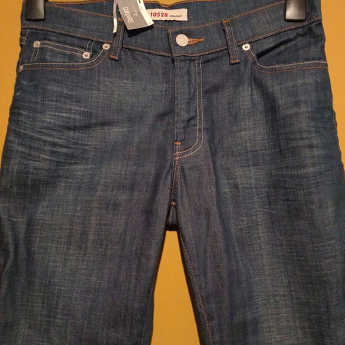 Levi's 10528 Straight Jeans New, W32/L34, Dark Blue